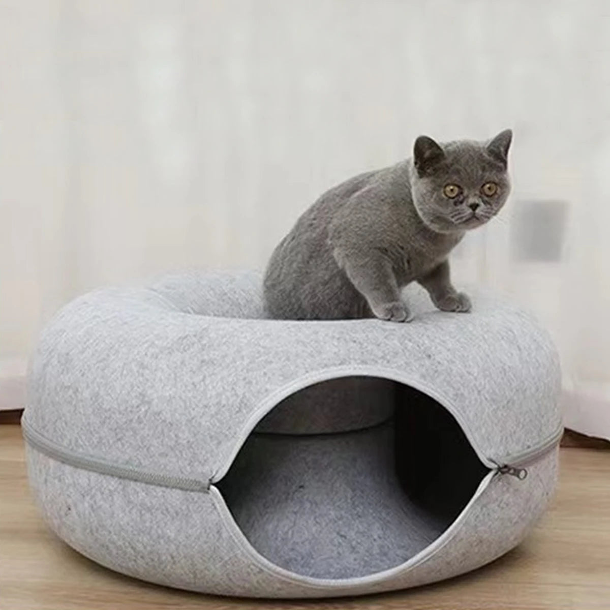 Le Tunnel Feutré Sleepy Buddy — donut en feutre 2 en 1 pour chat