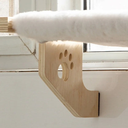 Le Belvédère Sleepy Buddy — hamac de fenêtre en bois pour chat